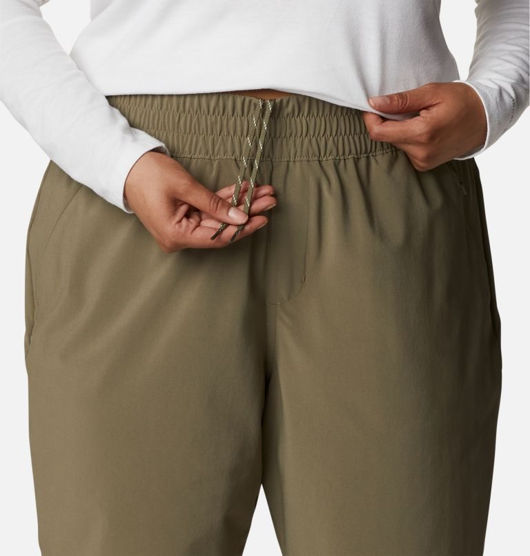 Women's Columbia Pleasant Creek Core Pants Khaki | Plus Size CA-X38AL